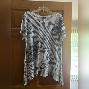 Monochrome Abstract Women's Tunic